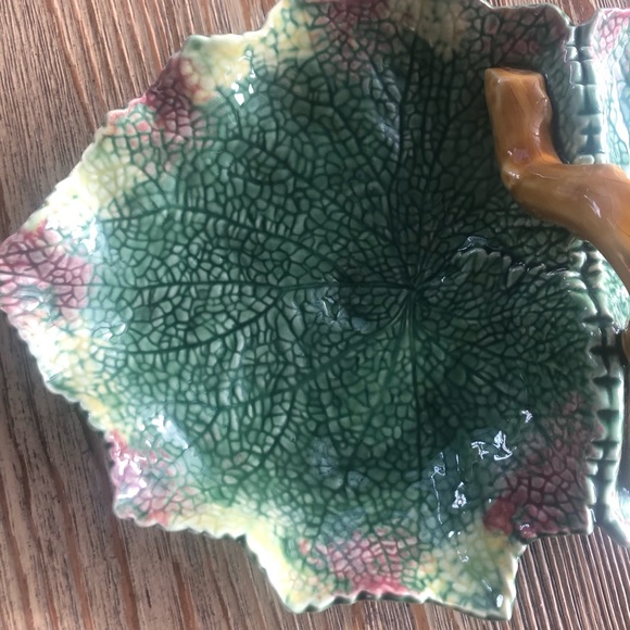 Bordallo Pinheiro Majolica Green Cabbage Ceramic two part Serving Bowl - Picture 5 of 10